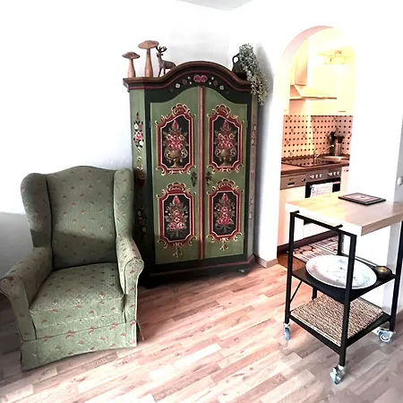 Apartment Super Host